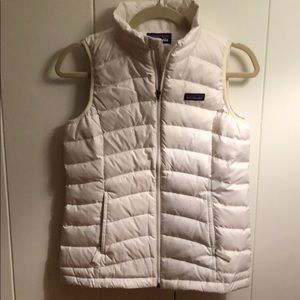 Patagonia White Puffer Vest - NWOT